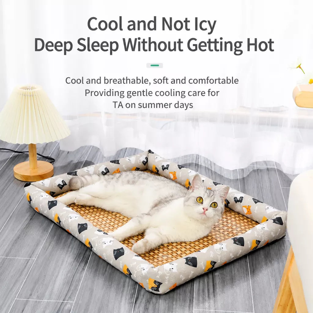 All-Season Pet Bed for Cats and Dogs
