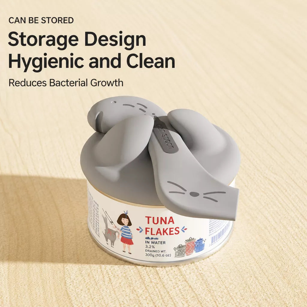 Pet Food Can Lid with Spoon
