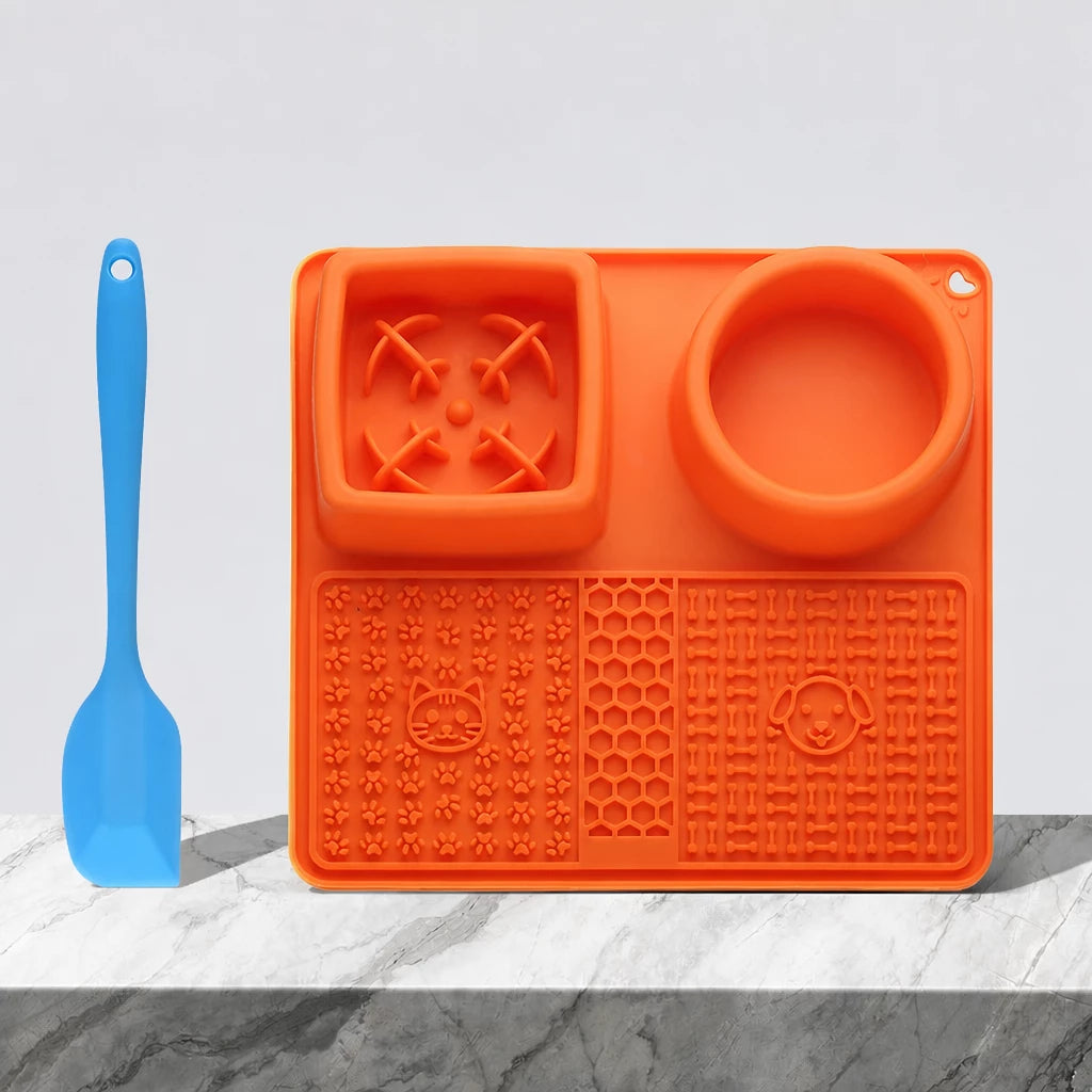 Silicone Slow Feeder Lick Mat for Dogs & Cats