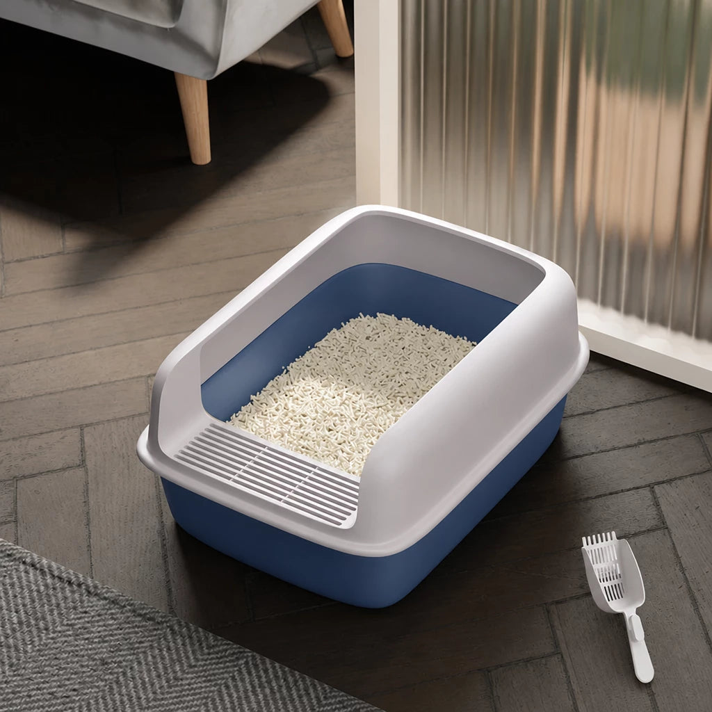 Enclosed Cat Litter Box with Scoop
