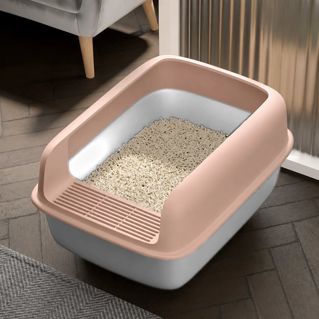 Enclosed Cat Litter Box with Scoop