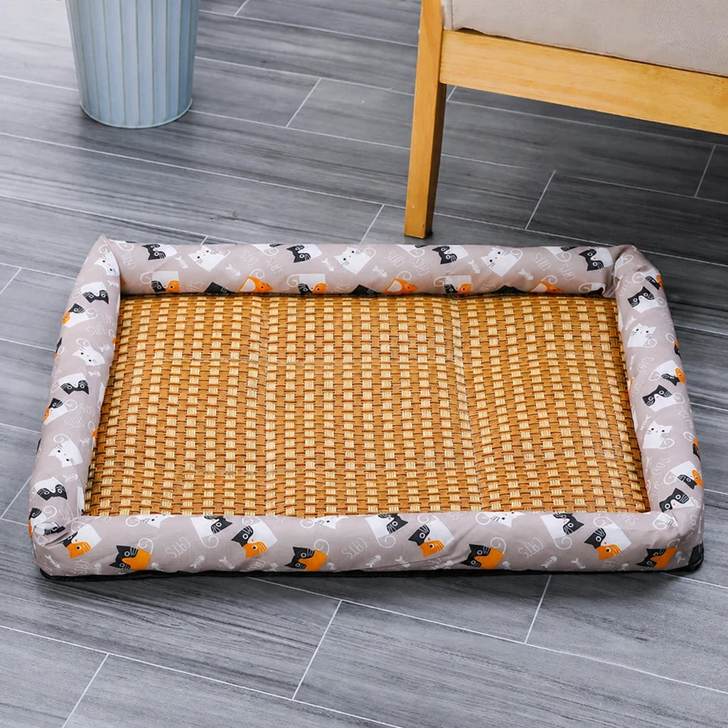 All-Season Pet Bed for Cats and Dogs