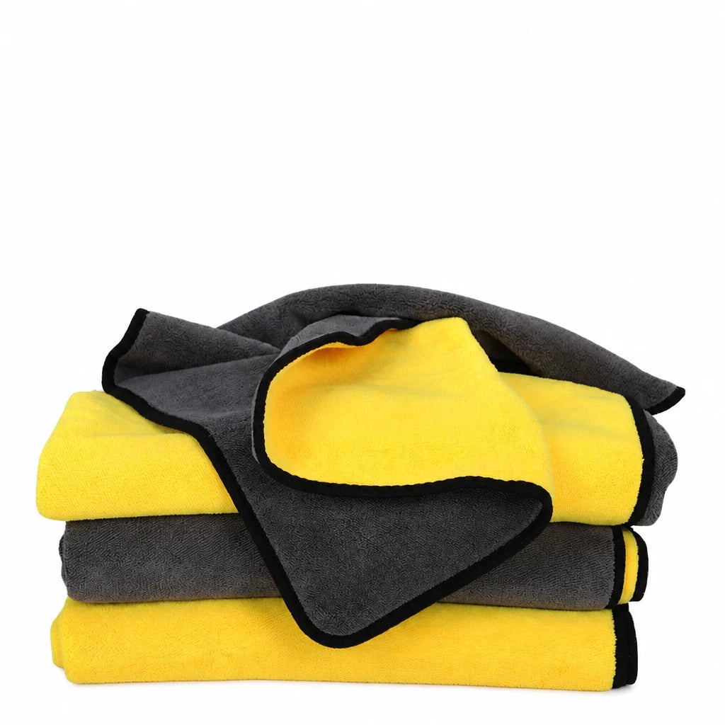 Quick-Dry Pet Bath Towel for Dogs and Cats