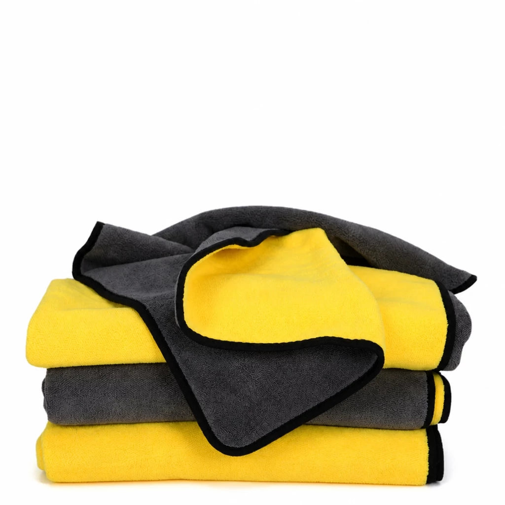 Quick-Dry Pet Bath Towel for Dogs and Cats
