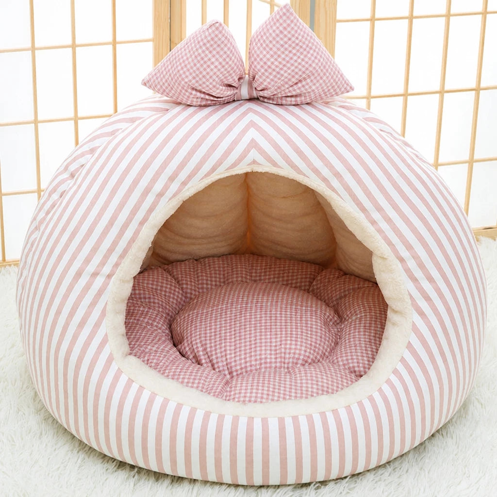Covered Tent-Style Pet Bed for Cats and Puppies