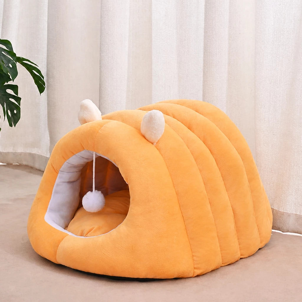 Semi-Enclosed Winter Cat Bed with Slipper-Style Tunnel