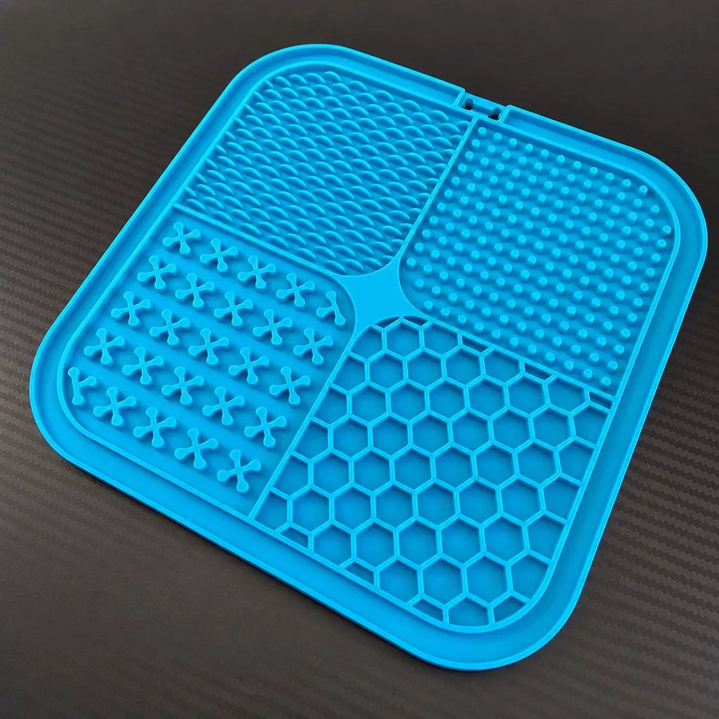Silicone Slow Feeder Lick Mat for Dogs & Cats