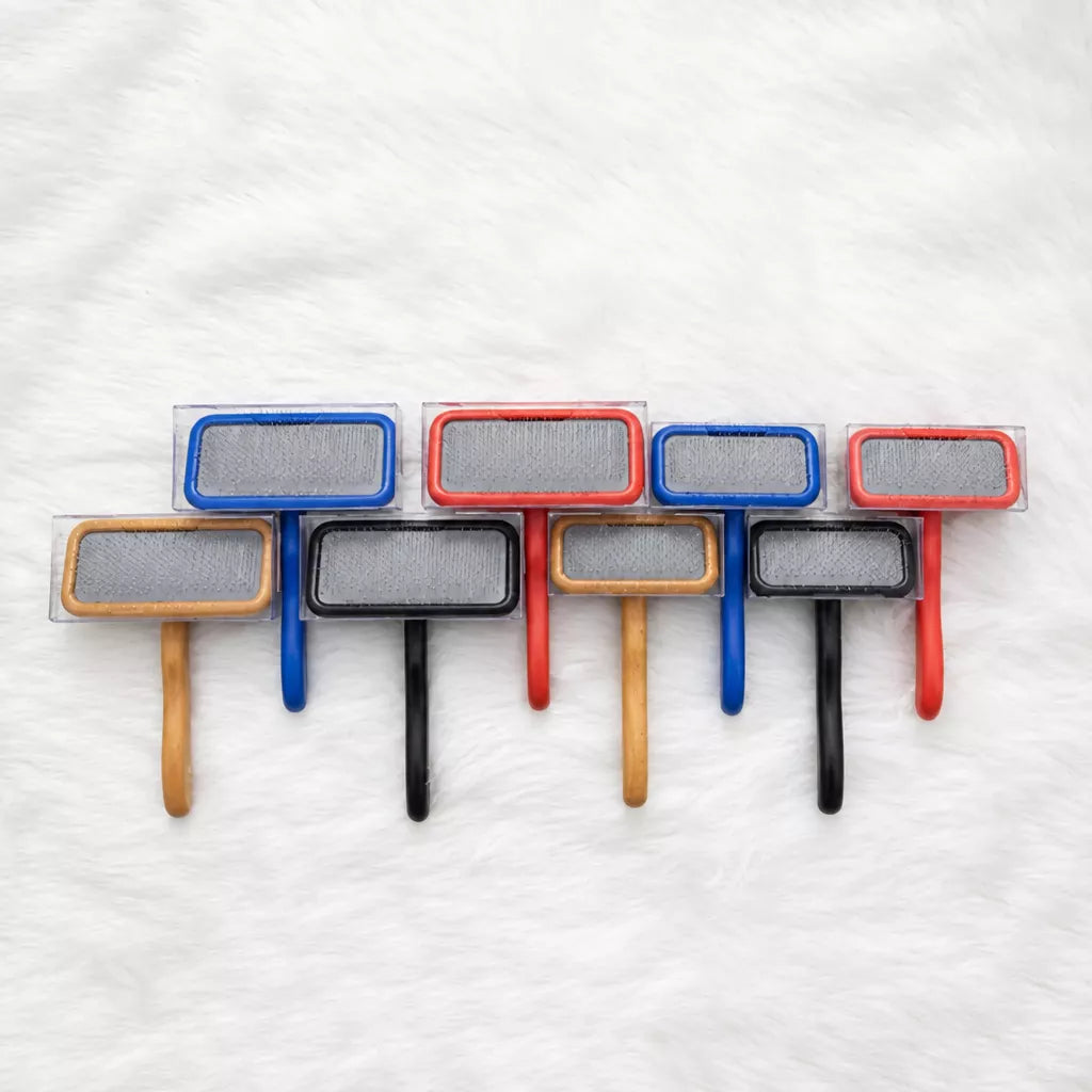 Cushion-Backed Wood-Handle Pin Brush for Cats and Dogs