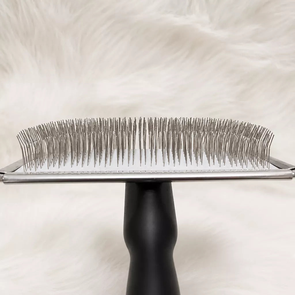 Cushion-Backed Wood-Handle Pin Brush for Cats and Dogs