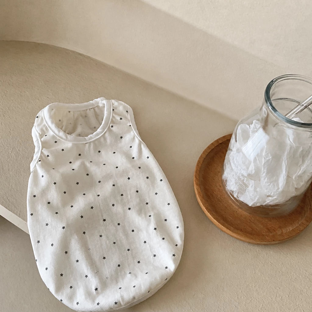 Lightweight Star-Print Sleeveless Pet Shirt for Dogs and Cats