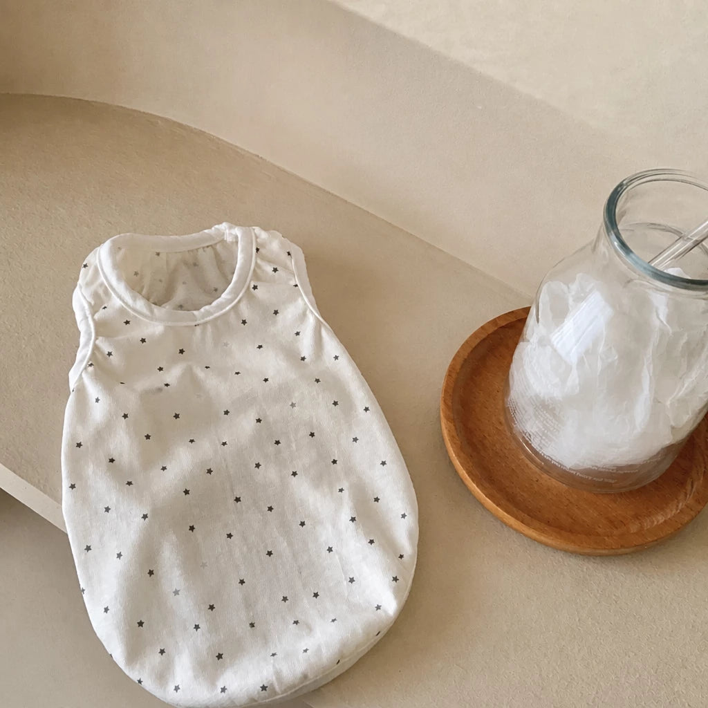 Lightweight Star-Print Sleeveless Pet Shirt for Dogs and Cats