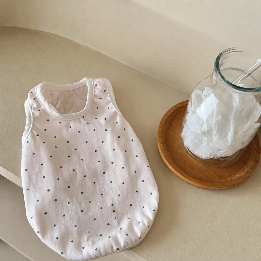 Lightweight Star-Print Sleeveless Pet Shirt for Dogs and Cats