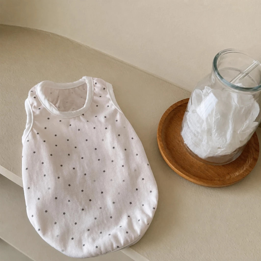 Lightweight Star-Print Sleeveless Pet Shirt for Dogs and Cats