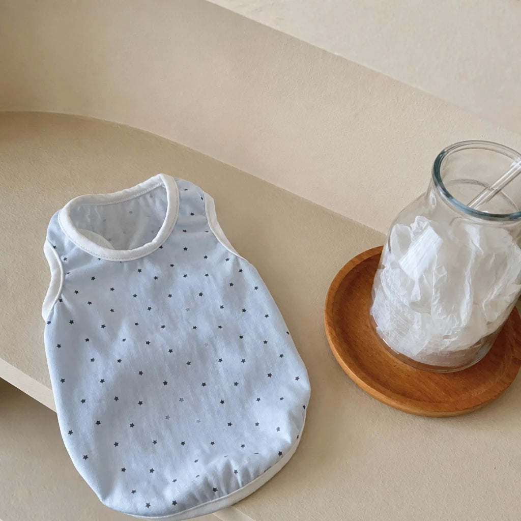 Lightweight Star-Print Sleeveless Pet Shirt for Dogs and Cats