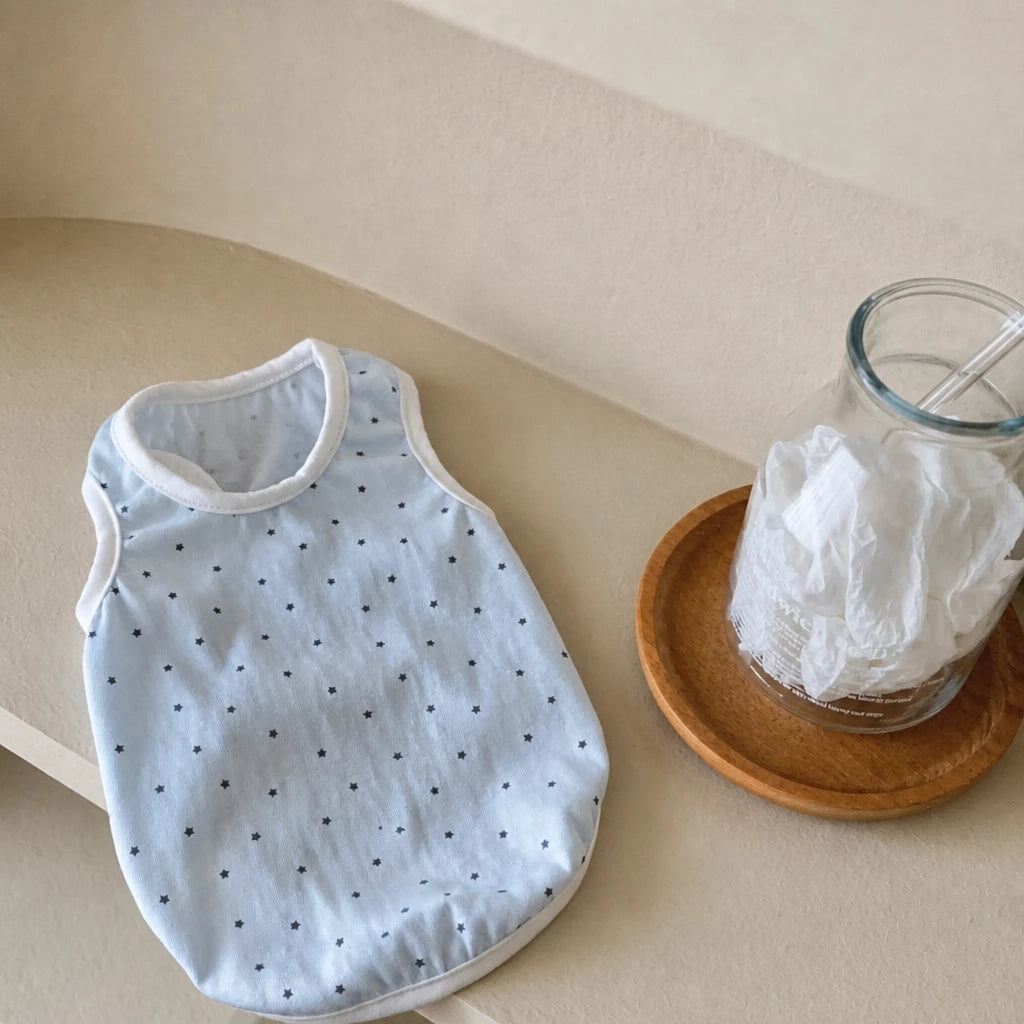 Lightweight Star-Print Sleeveless Pet Shirt for Dogs and Cats