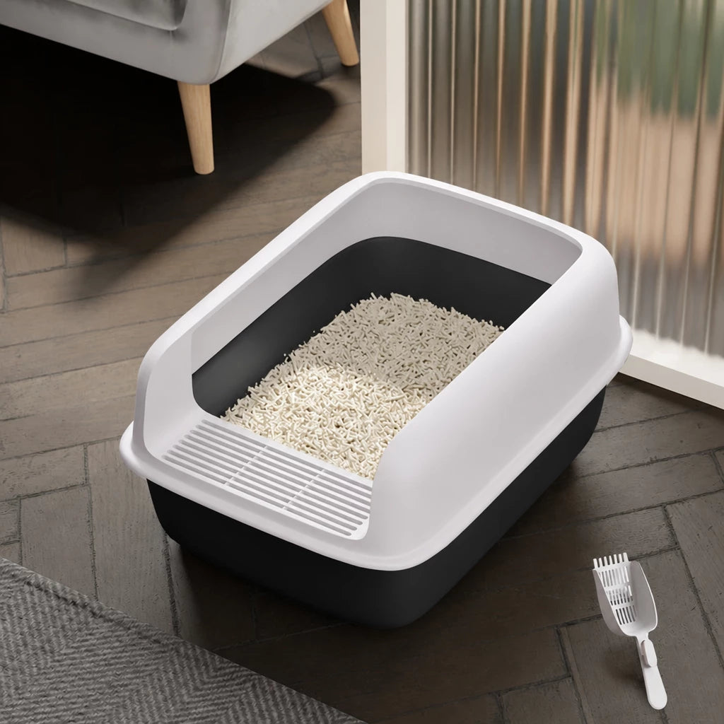 Enclosed Cat Litter Box with Scoop