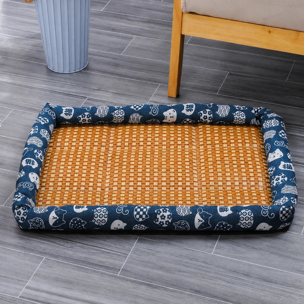 All-Season Pet Bed for Cats and Dogs