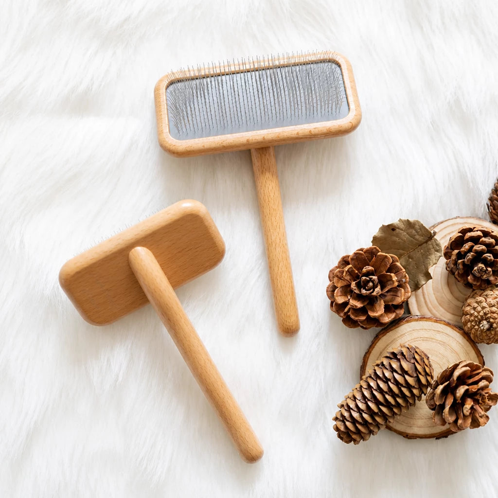 Cushion-Backed Wood-Handle Pin Brush for Cats and Dogs