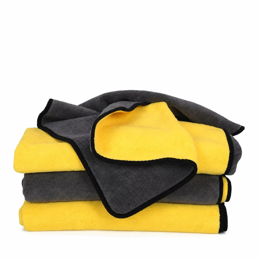 Quick-Dry Pet Bath Towel for Dogs and Cats