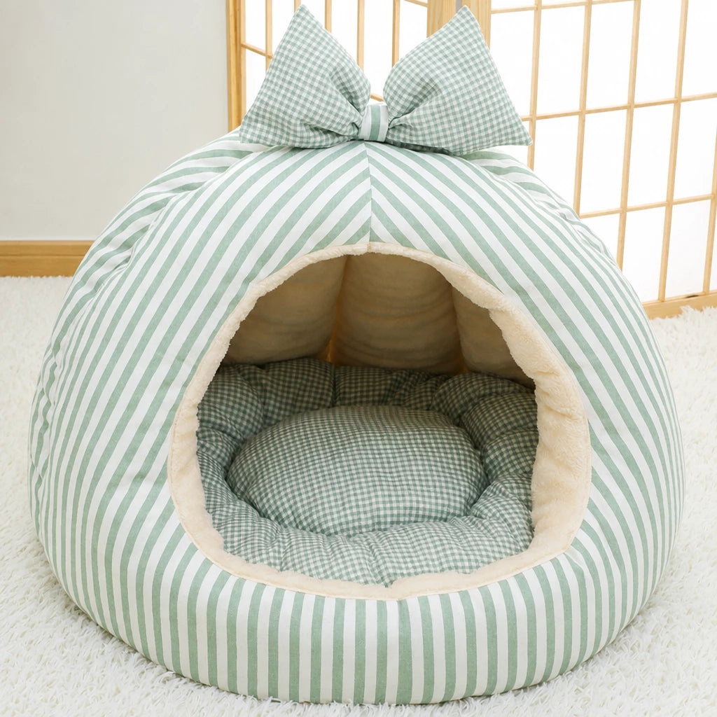 Covered Tent-Style Pet Bed for Cats and Puppies
