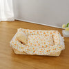 Four-Season Polyester Pet Bed for Cats and Small to Medium Dogs