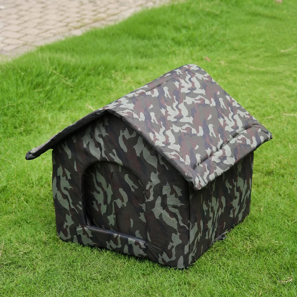 Enclosed Outdoor Pet Shelter for Cats and Dogs