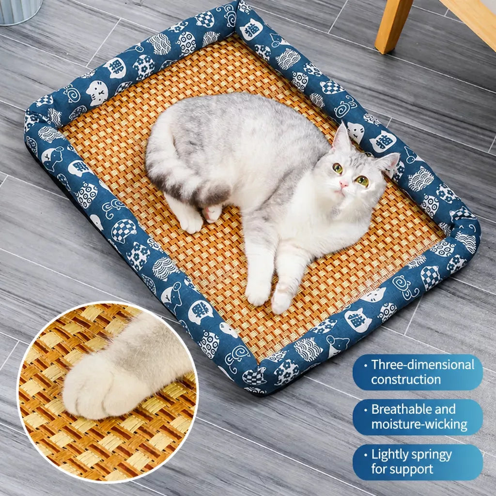 All-Season Pet Bed for Cats and Dogs