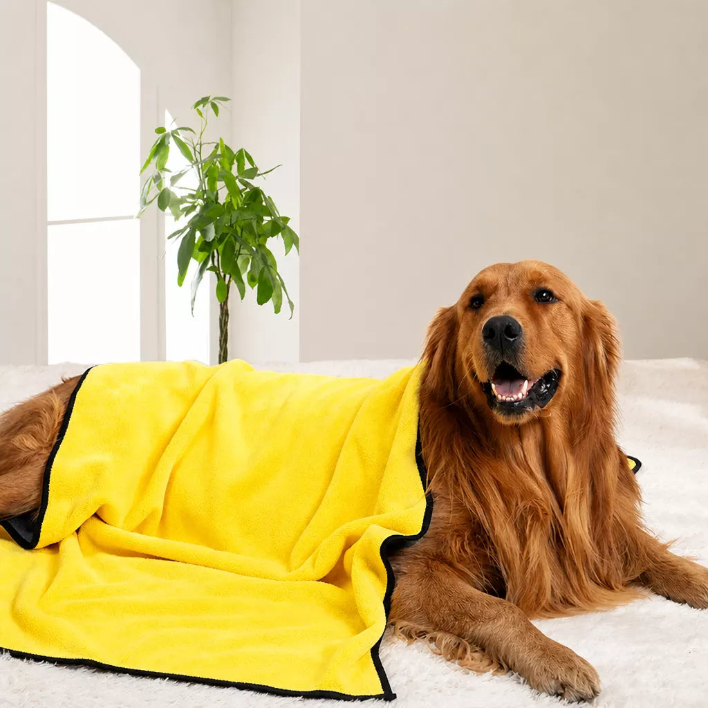 Quick-Dry Pet Bath Towel for Dogs and Cats